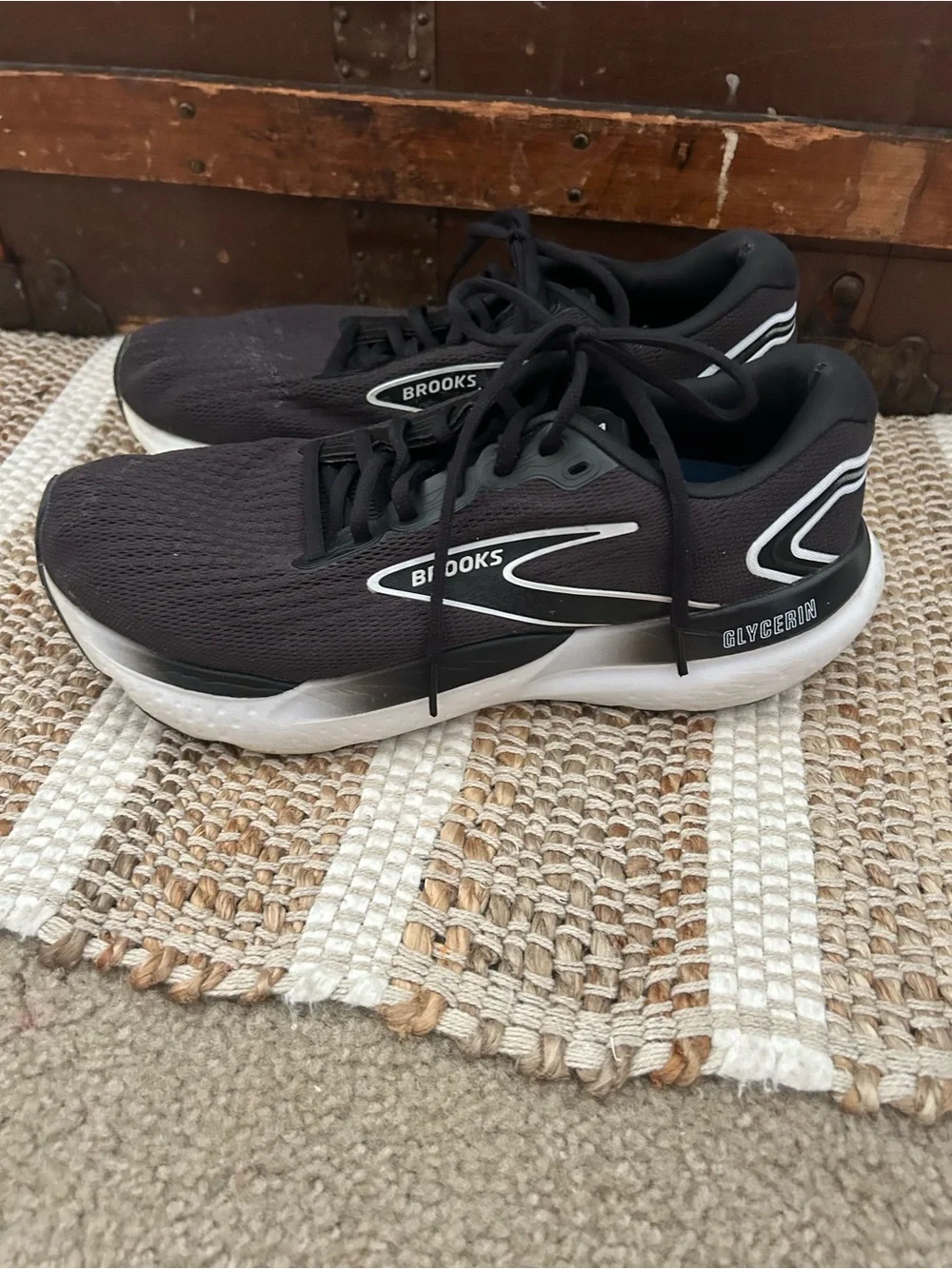 Brooks lightweight design